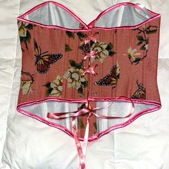 Coquette Corset ๐ฆ - Picture 3 of 3